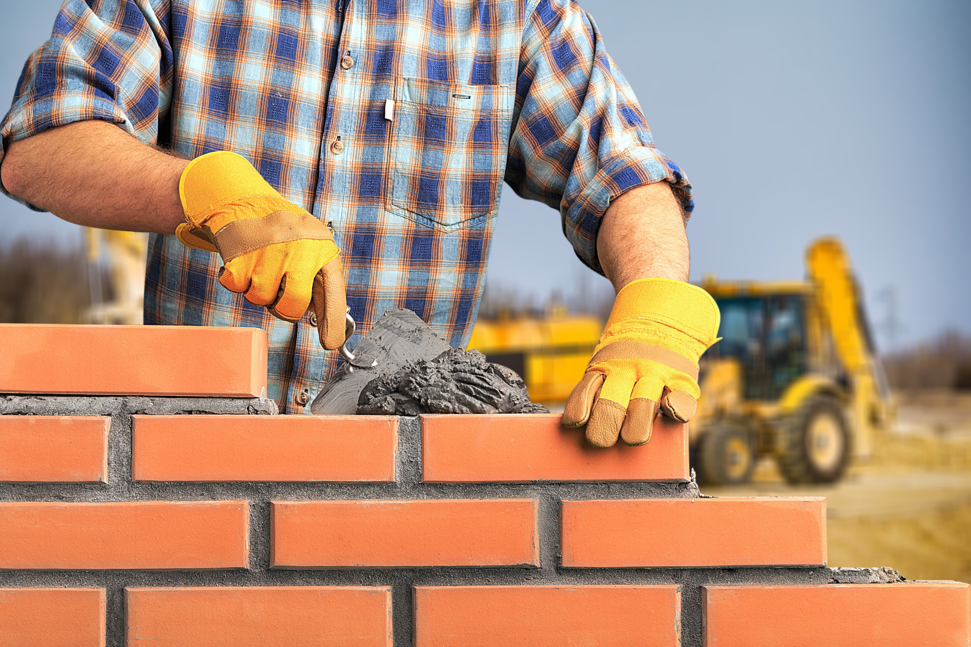 Bricklayer,Worker,Installing,Brick,Masonry